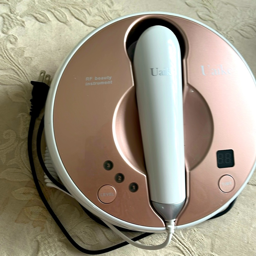 Radio Frequency anti aging home machine.